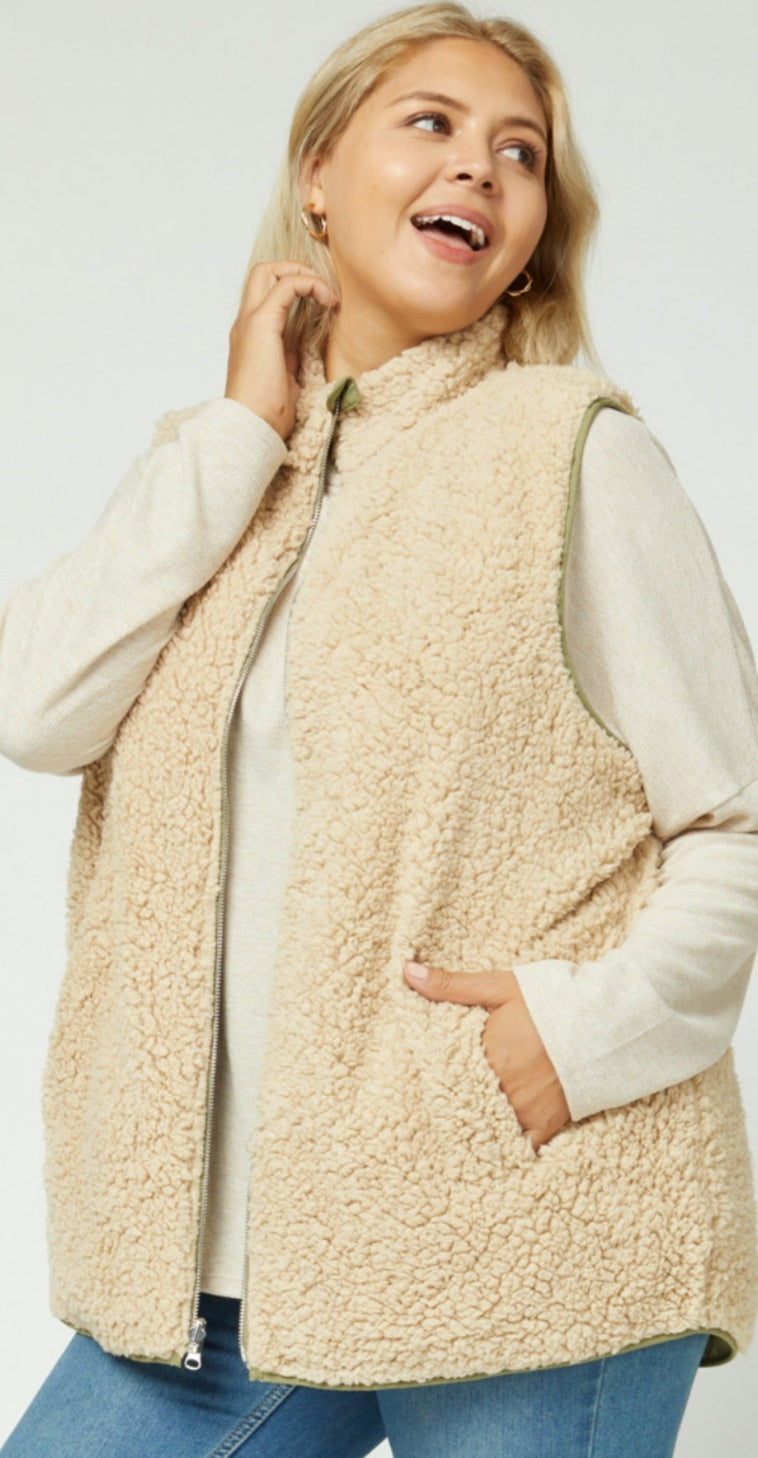 Plus Size Quilted Reversible Vest