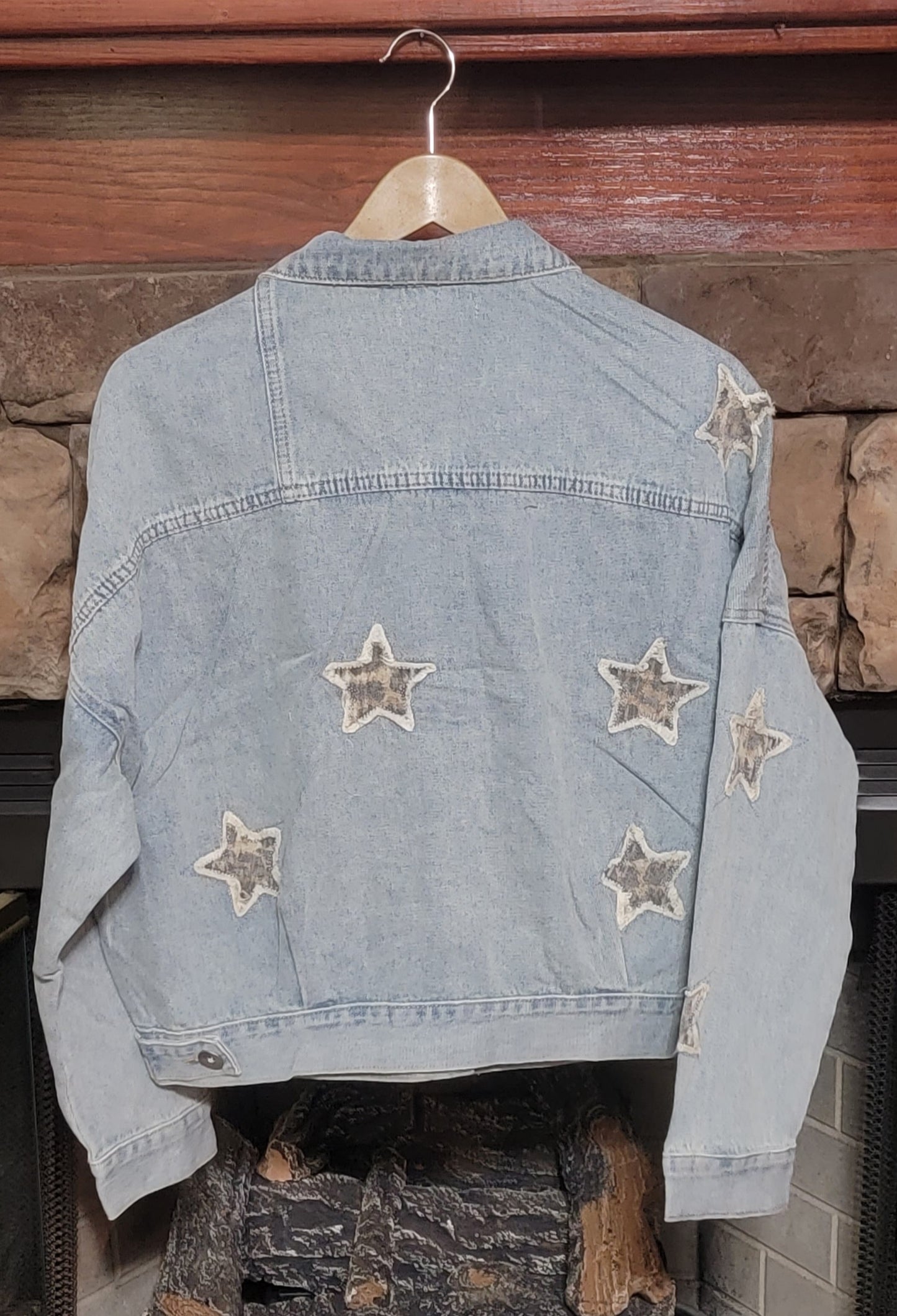 Cheetah print contrast star denim jacket